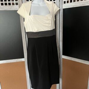 Roulette Cream and Black Ensemble